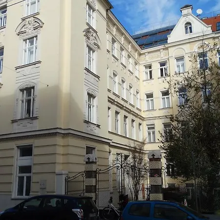 Jugendstil Garconniere Apartment Vienna Room photo